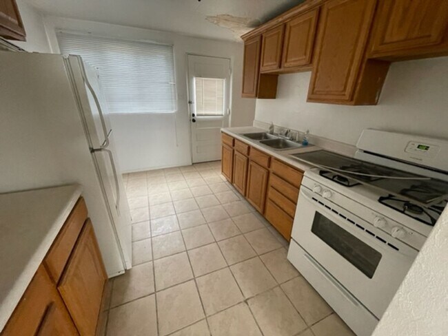 Foto del edificio - 5005 Cherokee Rd NE