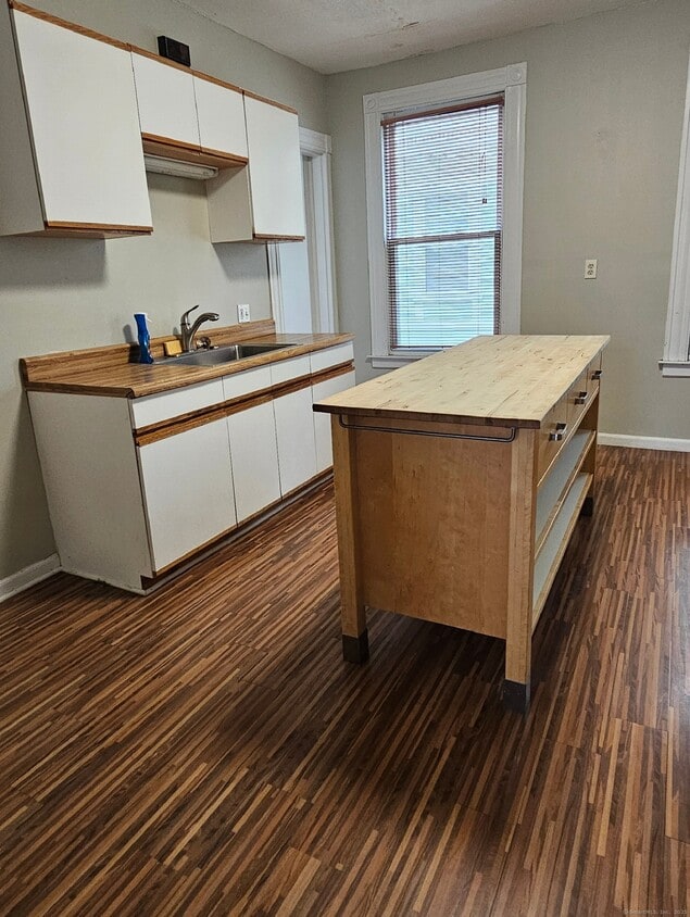Foto principal - 285 Willow St