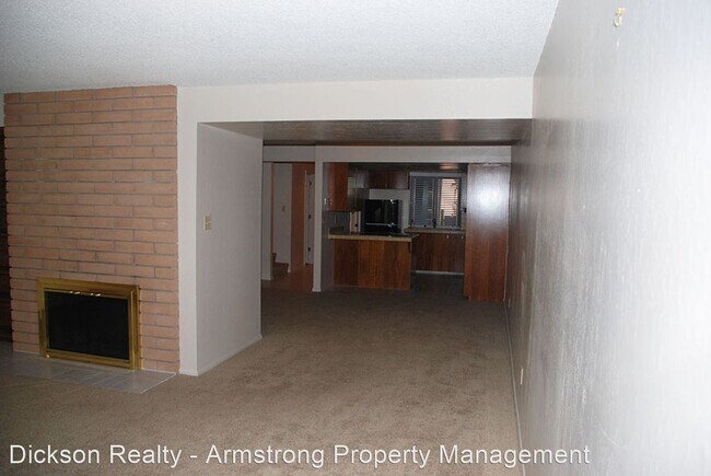 Building Photo - 2 br, 2.5 bath House - 1959 Villa Way S.