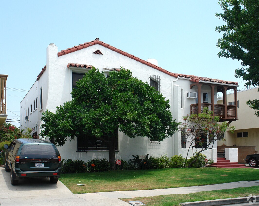 Foto principal - 8361 Blackburn Ave