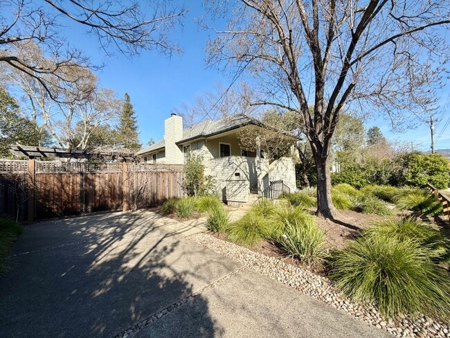 Building Photo - TENTATIVELY RENTED 3 Bedrooms, 2 Bathrooms Saint Helena Charm with Modern Conveniences