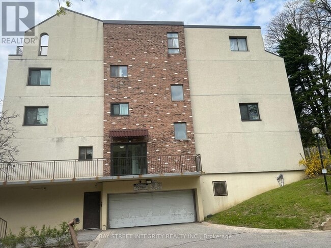 Building Photo - 3740 Don Mills Rd.