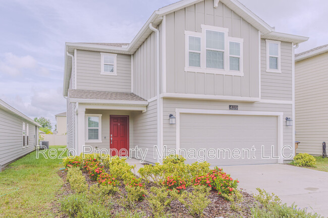 Foto del edificio - 4319 Sunny Creek Pl