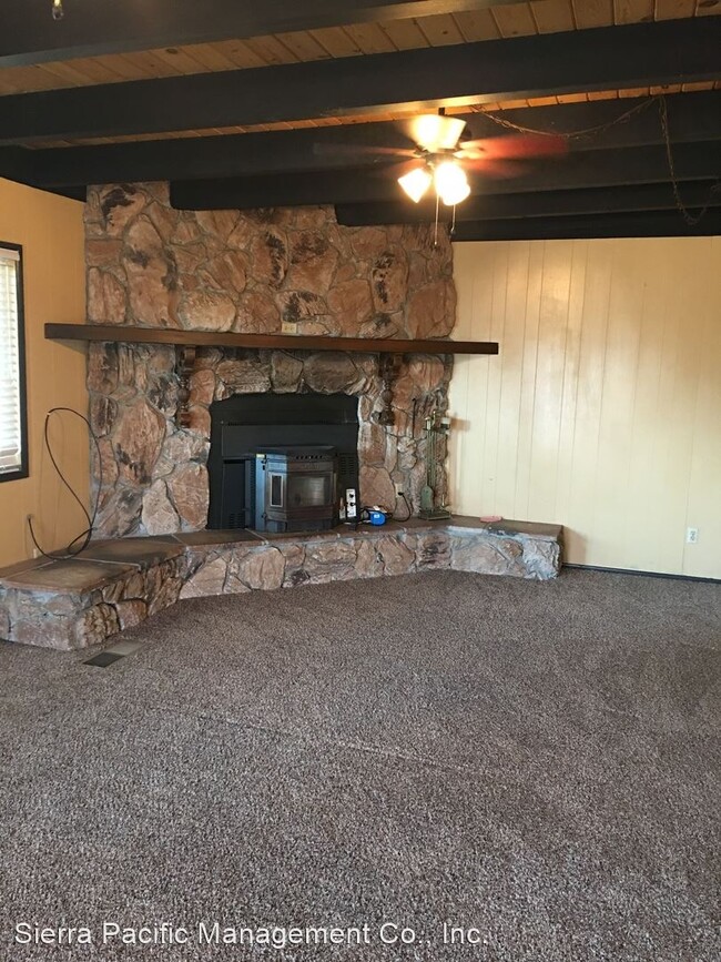 Building Photo - 3 br, 2 bath House - 510 N. George Washing...
