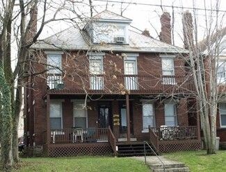 Building Photo - 2184 Summit Street