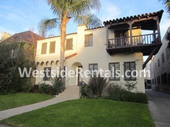 Primary Photo - 206 S Fuller Ave