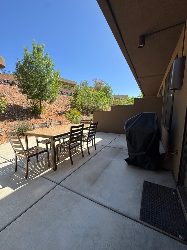 Building Photo - 4804 N Winged Foot Dr