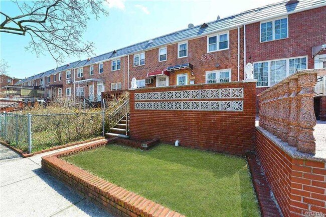 Building Photo - 153-08 77th Rd