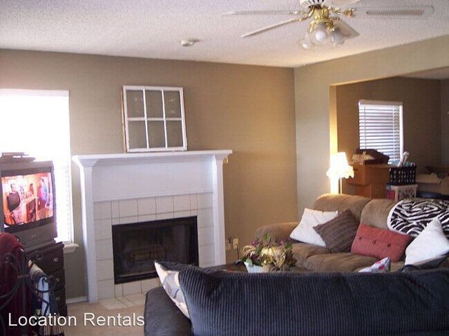 Foto del edificio - 3 br, 2 bath House - 1103 Homestead Avenue
