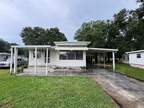 Building Photo - 534 Oak Ridge E