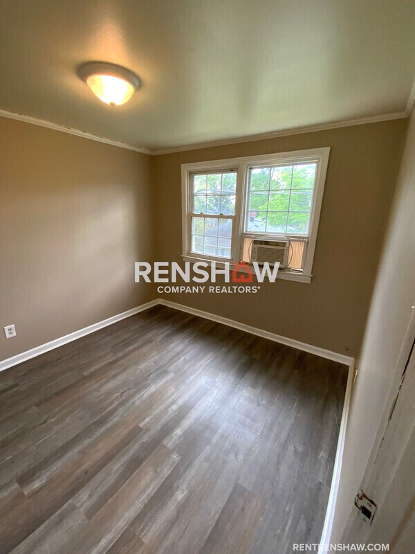 Foto del edificio - 529 N Sampson Ave