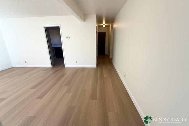 Foto del edificio - Updated 3 Bedroom, 2 Bathroom in Laurelwood Neighborhood San Mateo