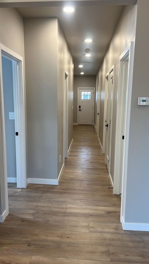 Foto del edificio - August 2026 Prelease! 5 Bedroom House 2 Blocks from CU