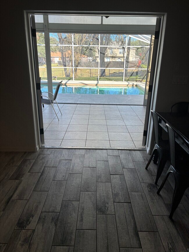 Foto del edificio - 867 Park Valley Cir