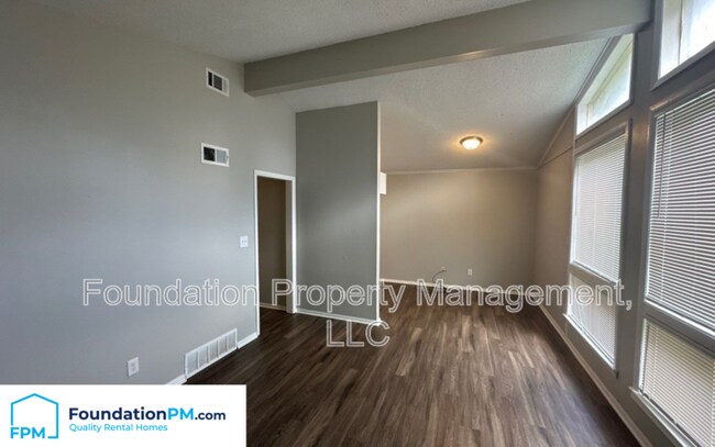 Foto del edificio - 2252 Cassie Ave