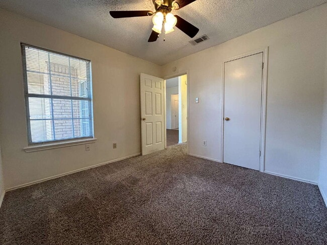 Building Photo - Duplex Across The Street From Costco & Easy Access To West Loop!