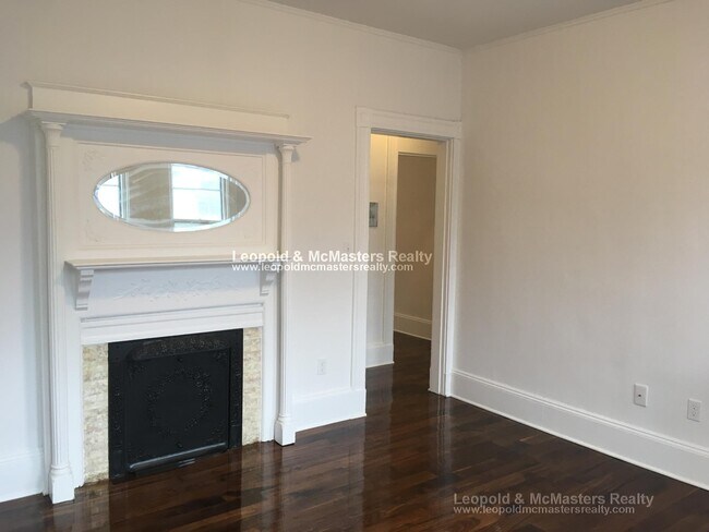Building Photo - 361 Beacon St