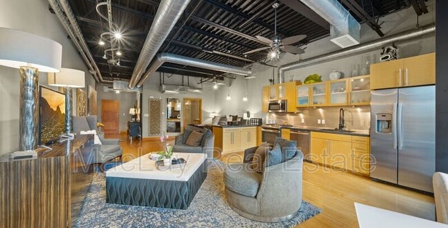 Photo - 4020 N Scottsdale Rd Apartment