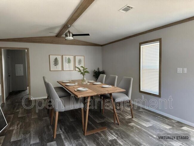 Building Photo - 356 Bayhead Dr