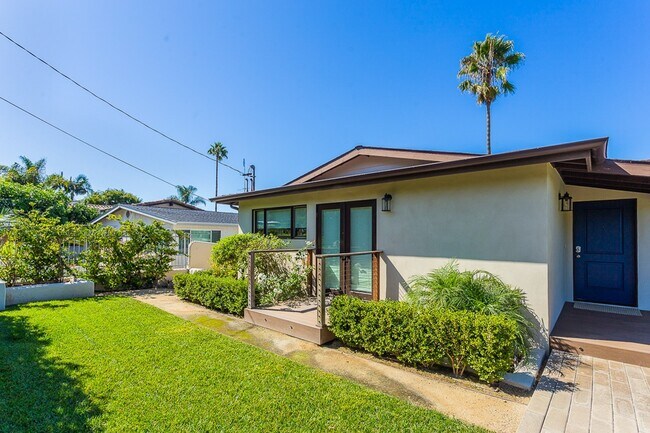 Building Photo - Furnished Oceanview Property