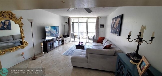 Foto del edificio - 777 S Federal Hwy