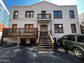 Building Photo - 1115 W Patterson Ave