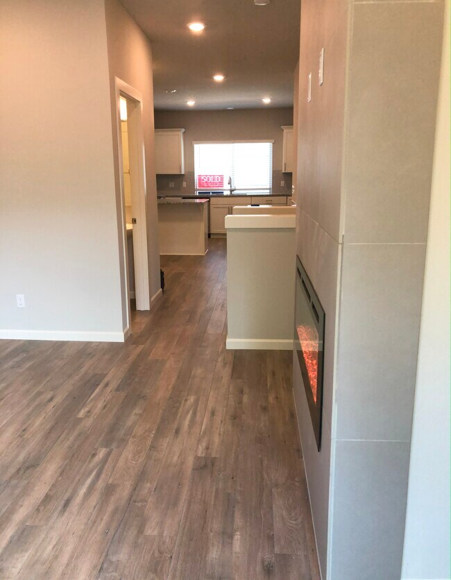 Building Photo - 10405 SW Akilean Ter