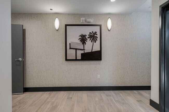 Foto del edificio - 3743 Midvale Ave