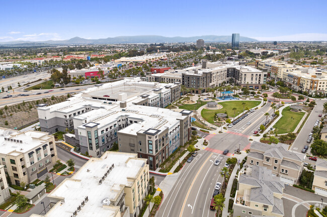 Foto del edificio - Oxnard Town Square 12