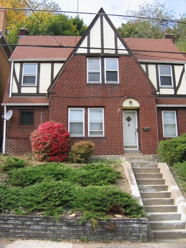 Building Photo - 2023 Dartmore St