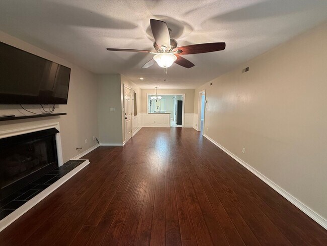 Photo - 1314 Twin Springs Court Apartment