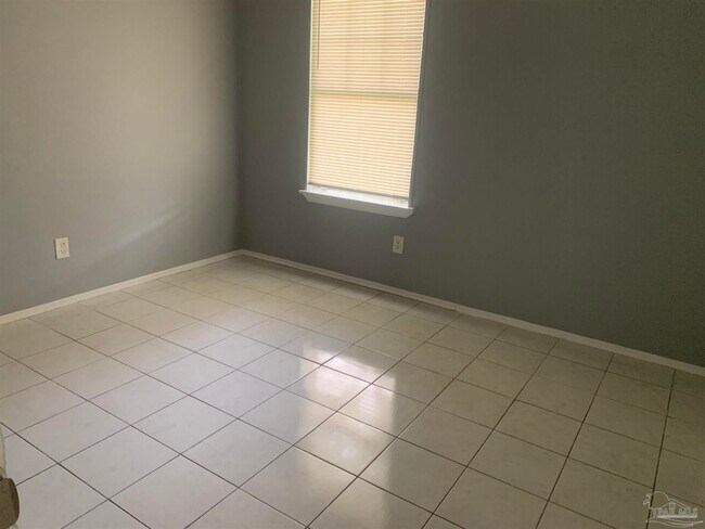 Foto del edificio - 6818 Tiki Ln