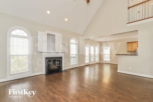 Foto del edificio - 8303 Burchlawn Ct