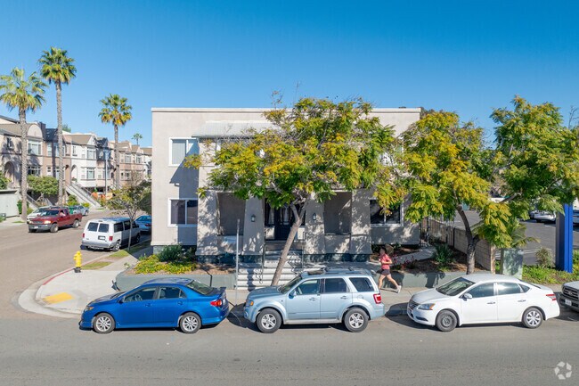 Tree Lined Downtown Mission Hills Street - 630 W Washington St