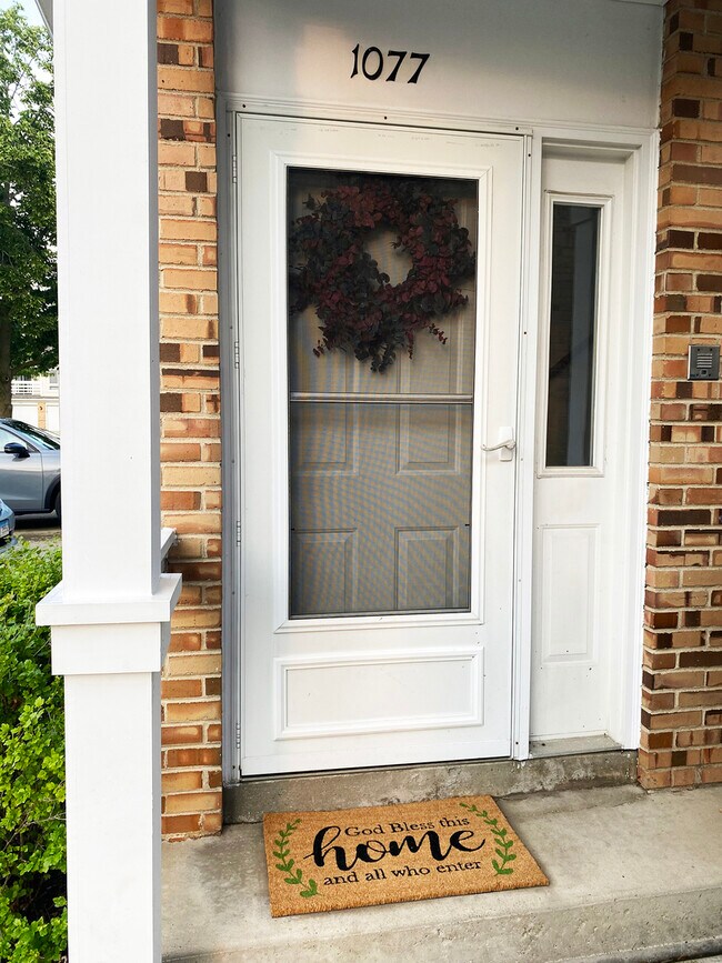 Foto del edificio - 1077 Courtland Dr