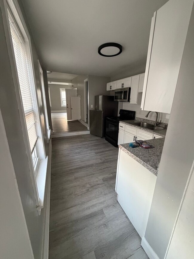 Photo - 253 S 13th St Apartment