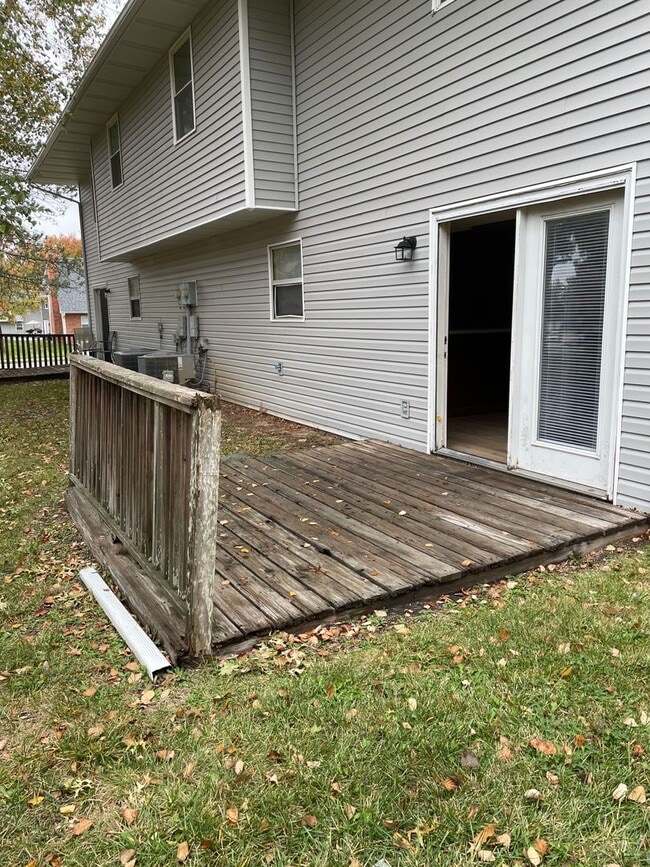 Building Photo - 3616-3618 Hermitage Rd.