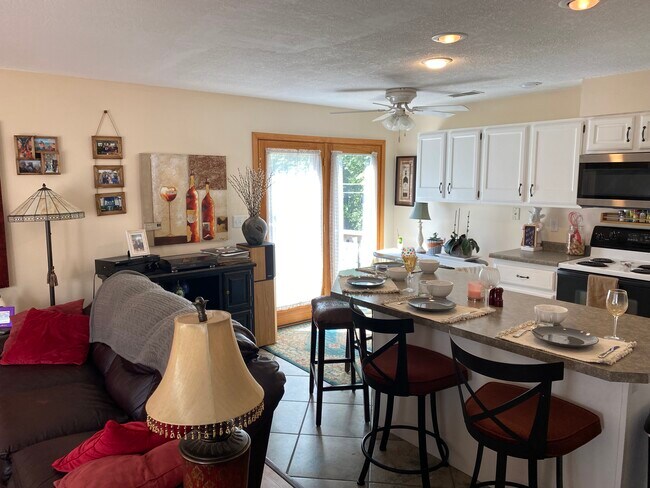 Foto del edificio - 10704 11th Ave N