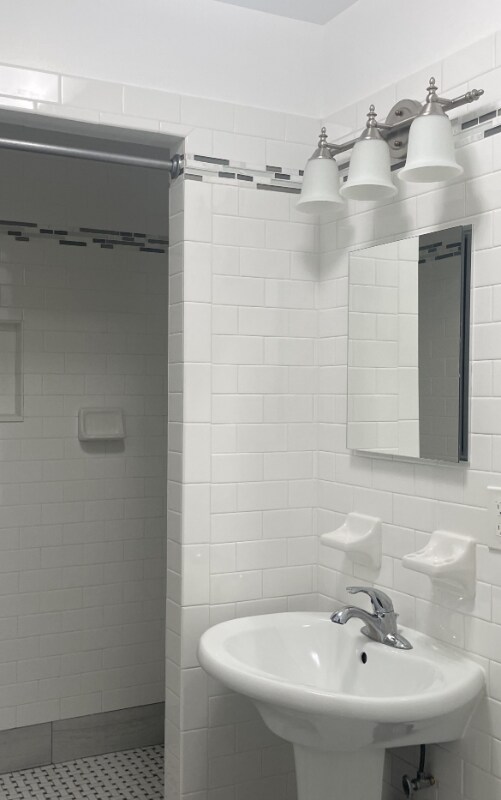 Foto principal - 3225 Johnson Ave