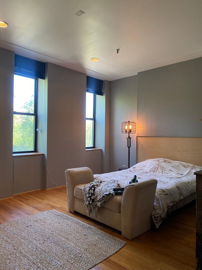 Foto del edificio - 900 Hickory St