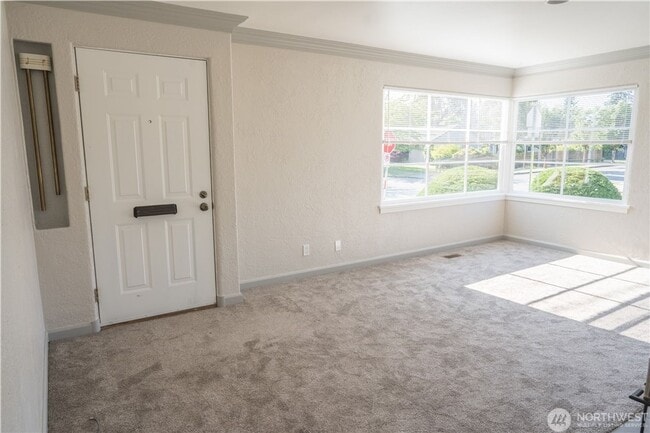 Building Photo - 2bd/1ba Seattle House