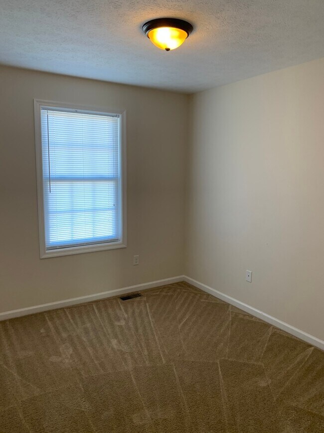 Foto del edificio - 3 BR 2.5 Bath Townhouse