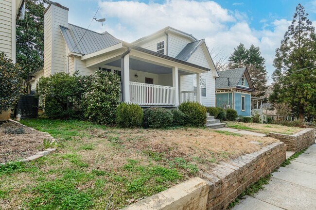 Foto del edificio - Newly Updated 4/3 in Howell Station w/ Ful...