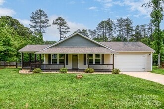 Building Photo - 6835 Ingleside Dr