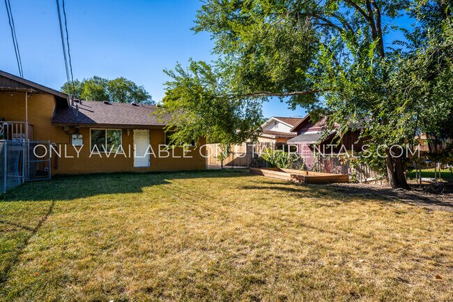 Building Photo - 31 S 860 E