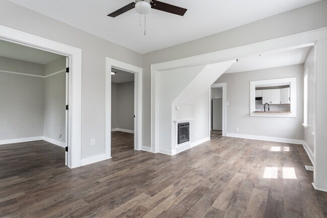 Foto del edificio - 5617 Greenfield Ave