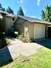 Building Photo - 4213 Sheldon Cir