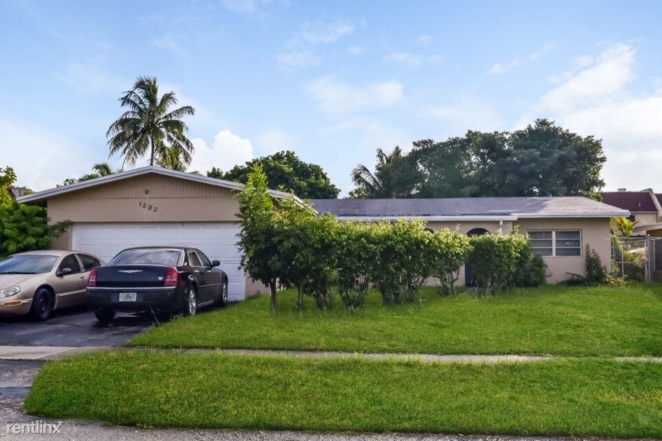1292 Braeburn, North Lauderdale, FL 33068 House for Rent in North