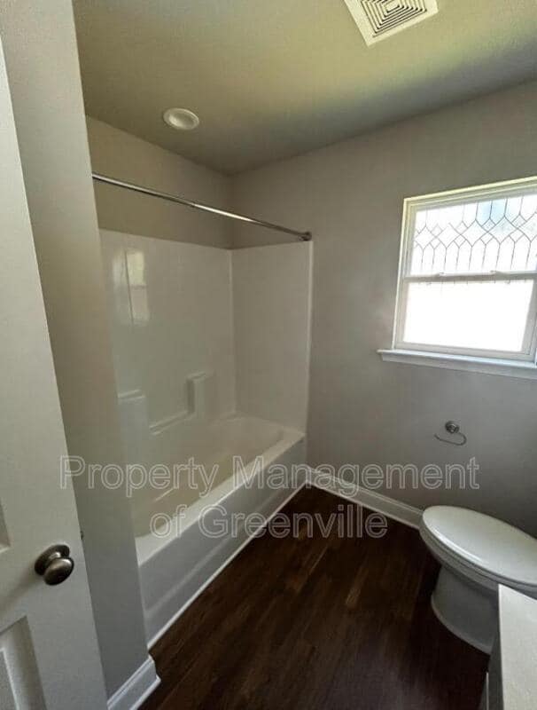 Building Photo - 227 E Church St