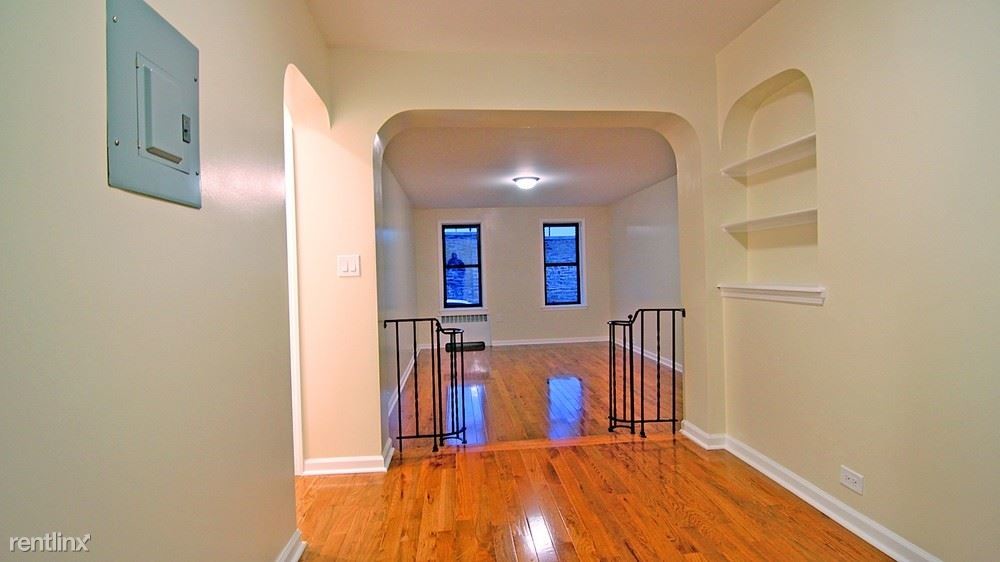 Primary Photo - 315 E 167th St